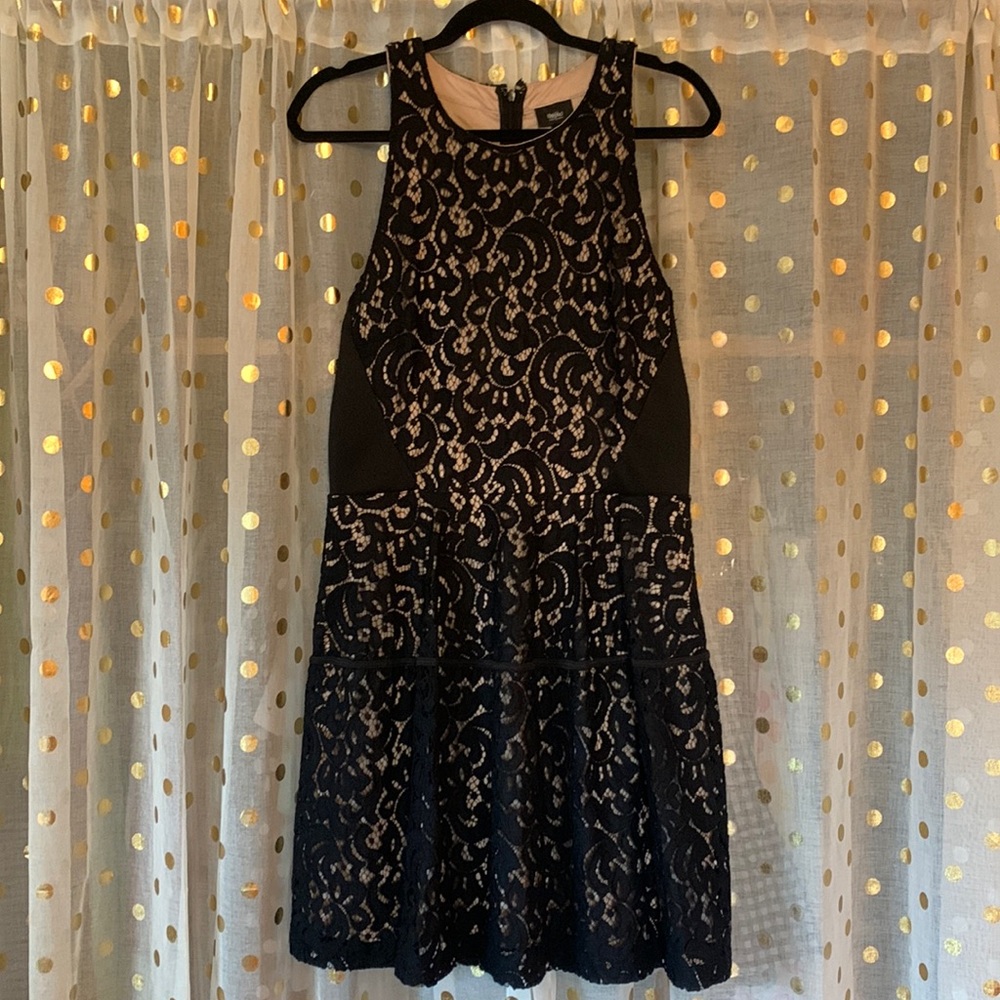 Woman’ XL Formal Black Lace Flare Dress